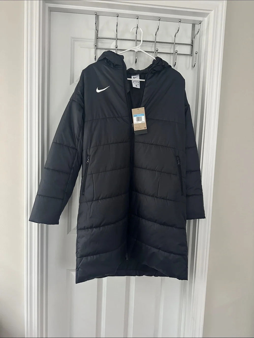 NWT Nike therma fit long Black Hooded Puffer Parka